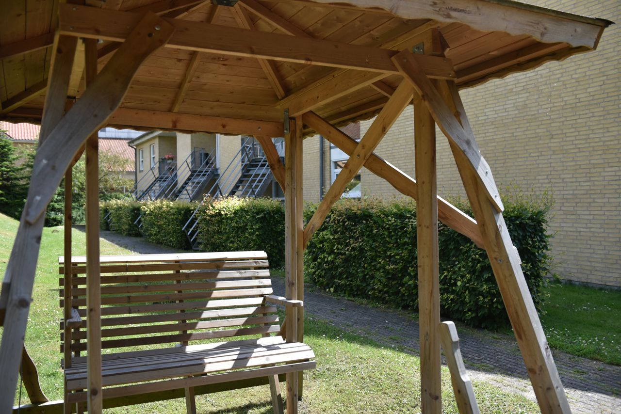 En del af udeområdet på Borupvænget